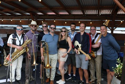 Sinister Dexter performance photo 23